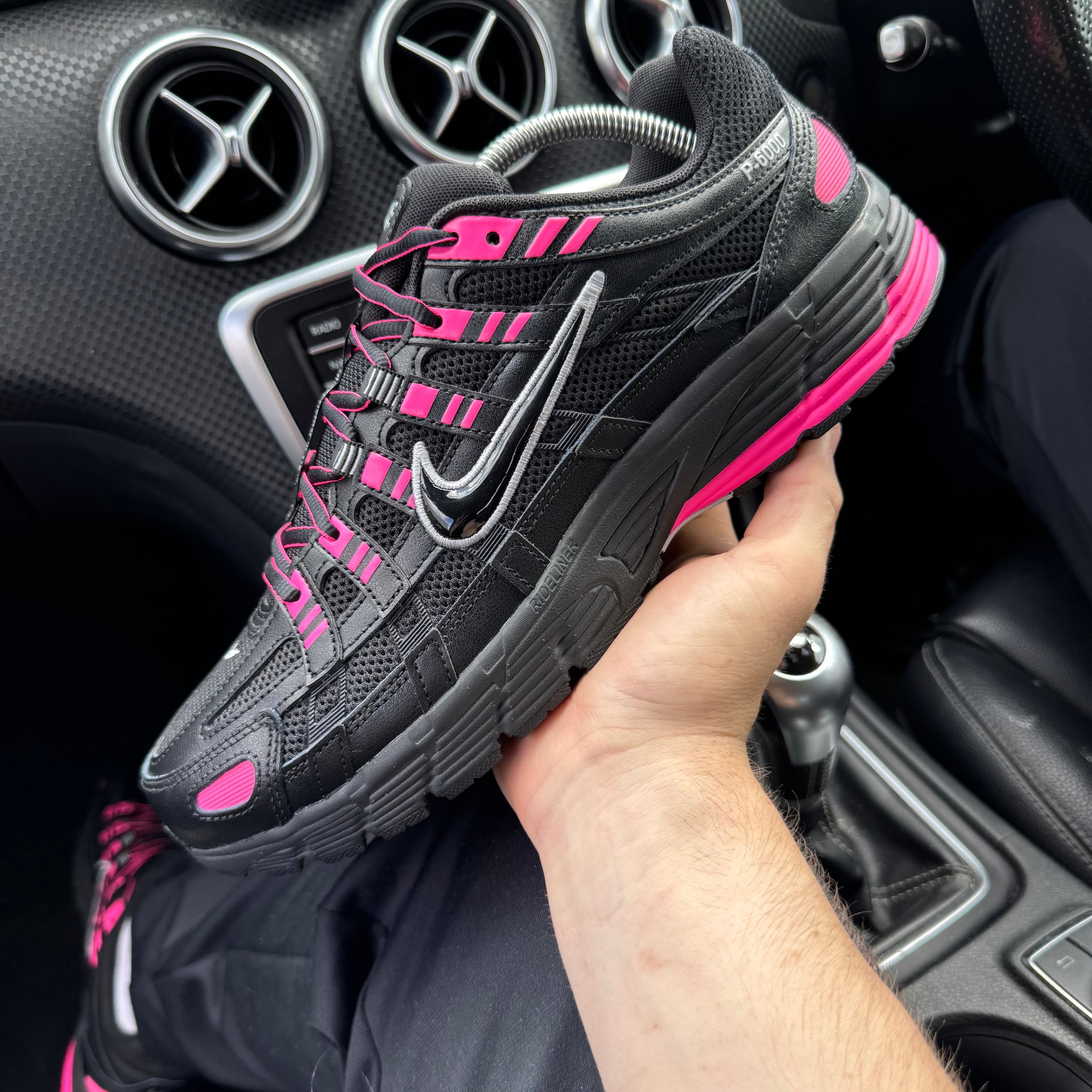 NIKE P6000 ‘BLACK HYPER PINK’